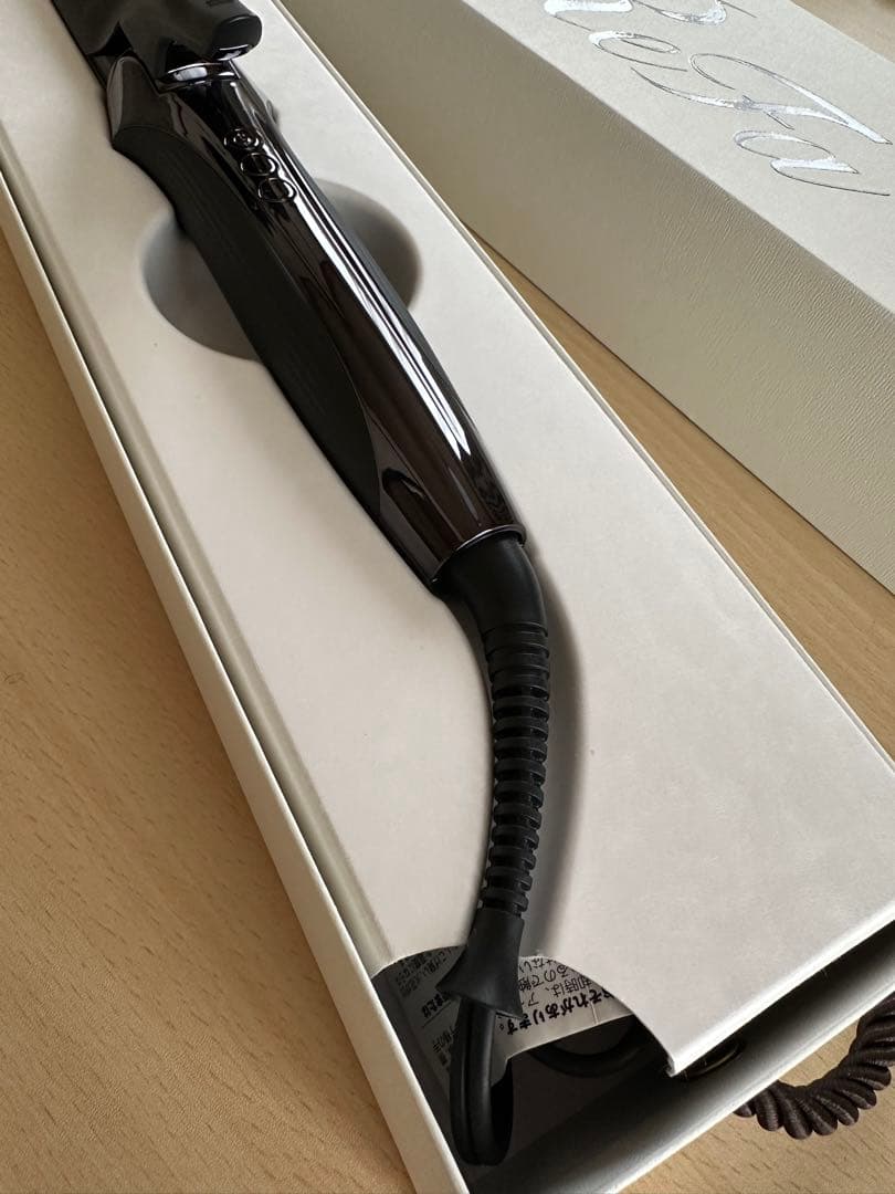 MTG購入★最新 リファ カールアイロンプロ★32mm ブラック ヘアアイロン