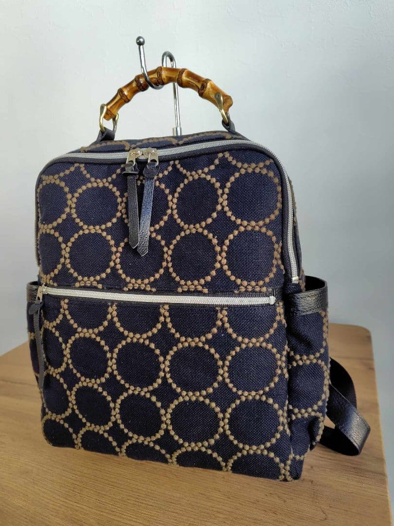 ミナペルホネン/タンバリンBK×カーキ/A4バンブーリュック本革黒