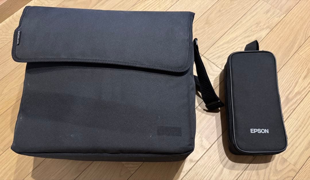 EPSON プロジェクター本体（EB-536WT）＆書画カメラ（ELPDC06）