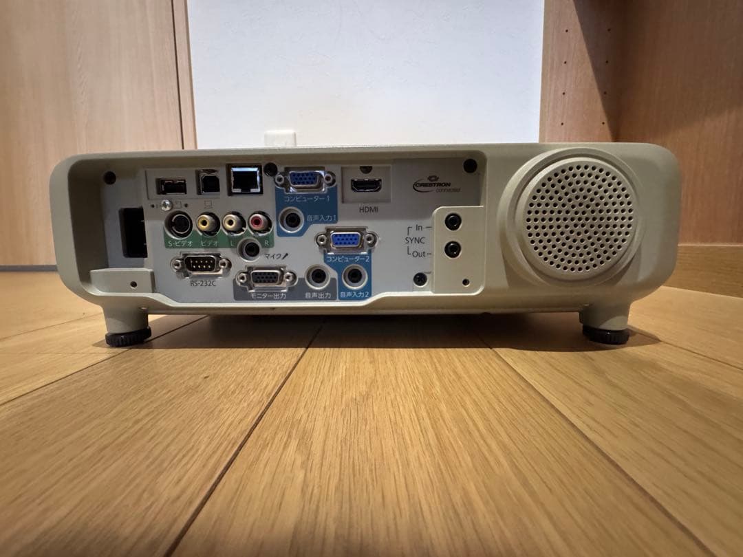 EPSON プロジェクター本体（EB-536WT）＆書画カメラ（ELPDC06）