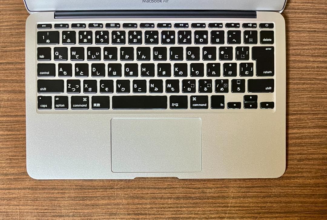 軽量 Macbook Air 2013 11インチ、4GB、128GB