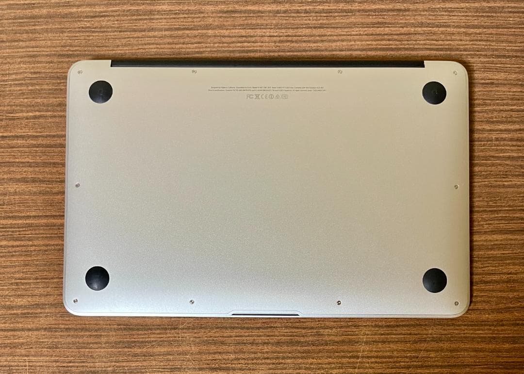 軽量 Macbook Air 2013 11インチ、4GB、128GB