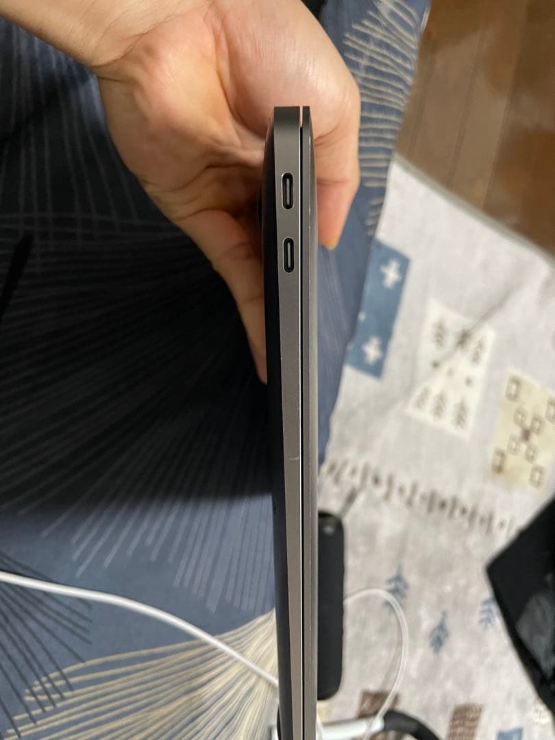 MacBook Air (2020) 本体