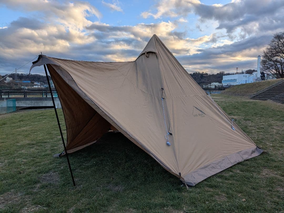 テンマクデザイン　サーカスTC DX　おまけタープ連結コネクトキャップ付き