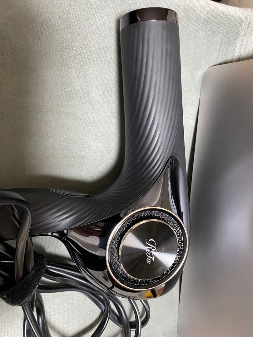 ドラコロセンター　リファ ブラック ヘアドライヤー