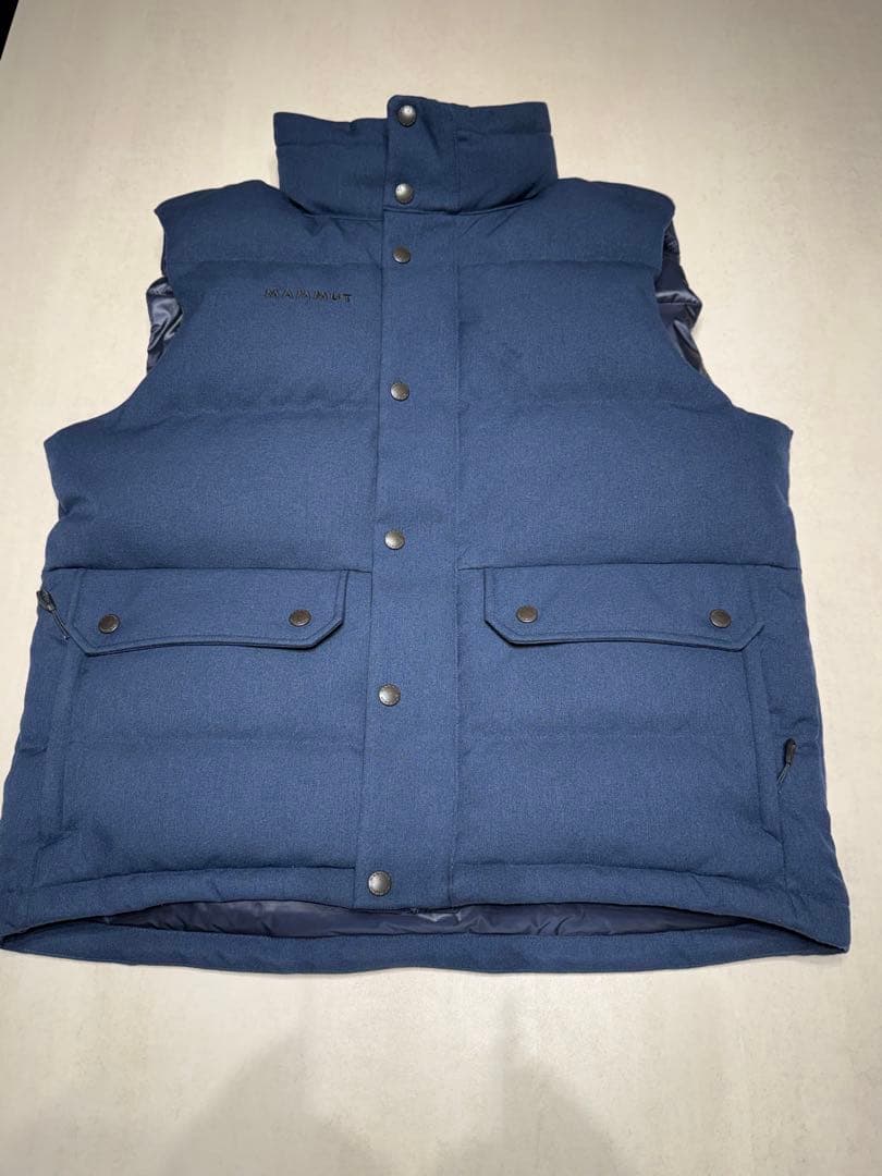 MAMMUT メンズ ネイビー ダウンベスト 2025年11月購入