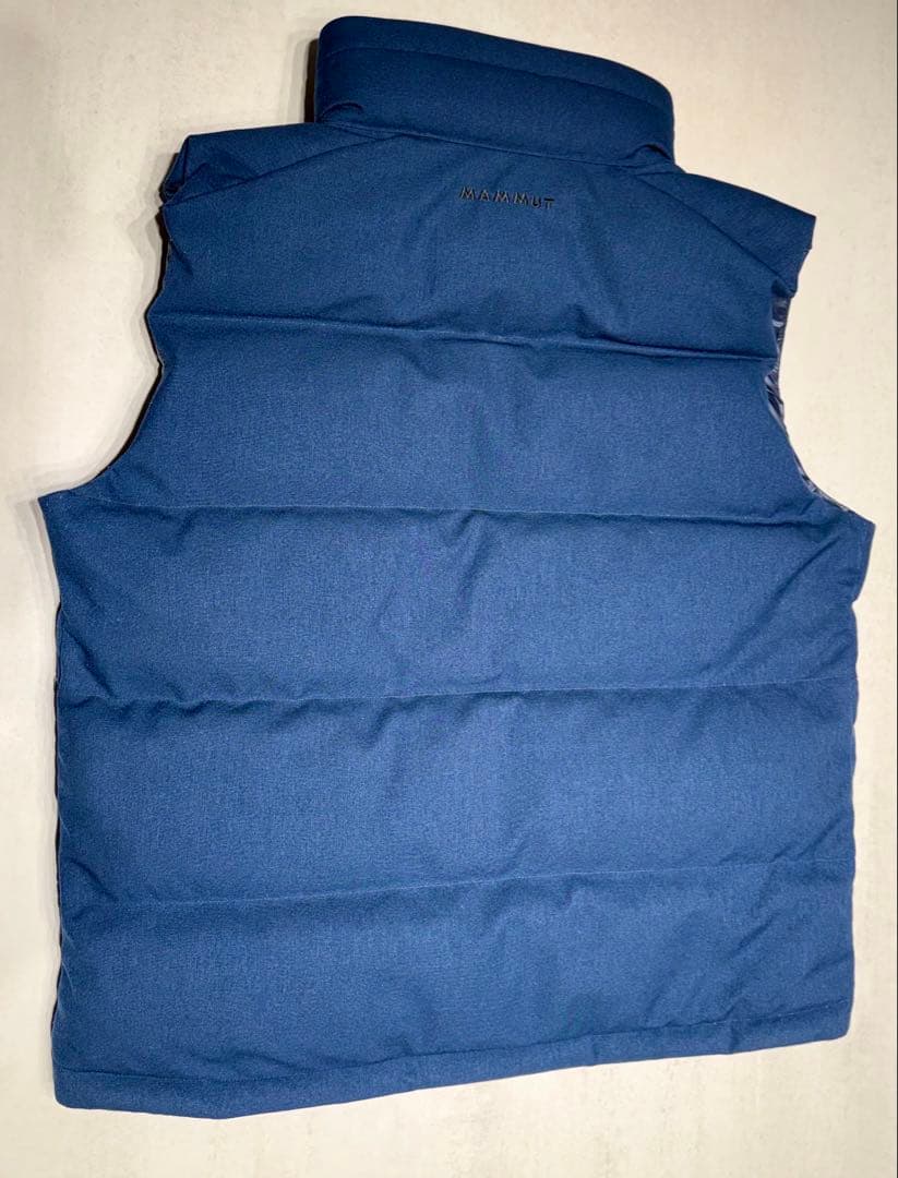 MAMMUT メンズ ネイビー ダウンベスト 2025年11月購入