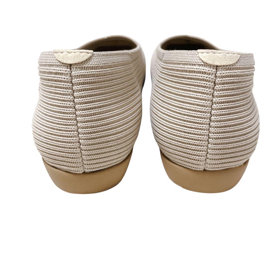 【新品】VIVAIA フラットシューズ スクエアトゥ Vカット