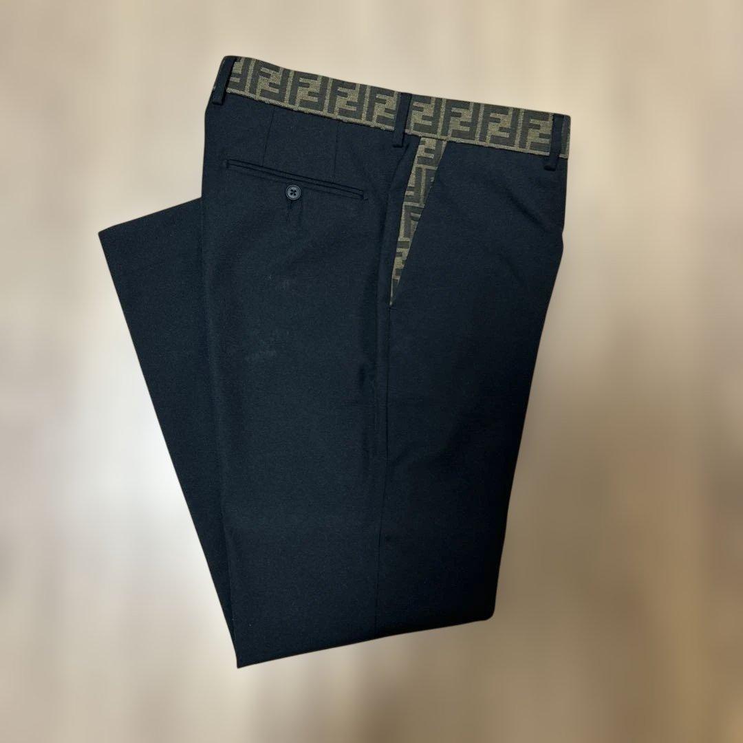 よ*ん様 Fendi 黒 スラックス ロゴ 52 パンツ