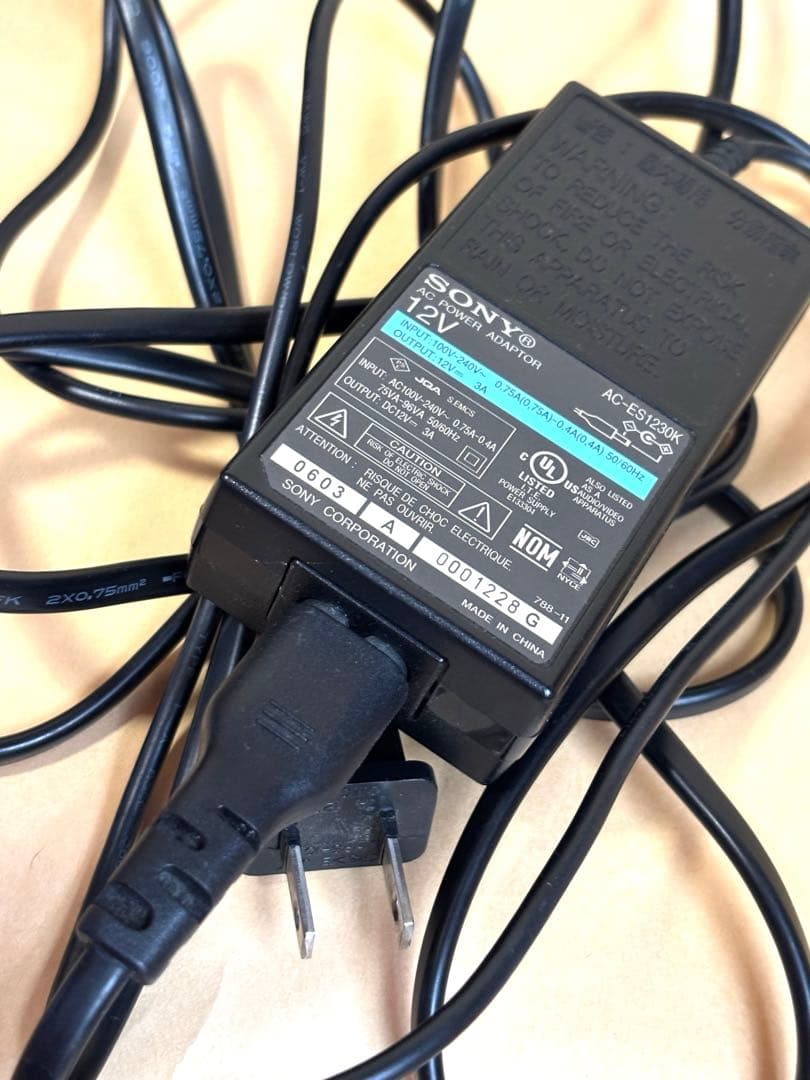 SONY ポータブルDVD/CDウォークマン WALKMAN D-VE7000S