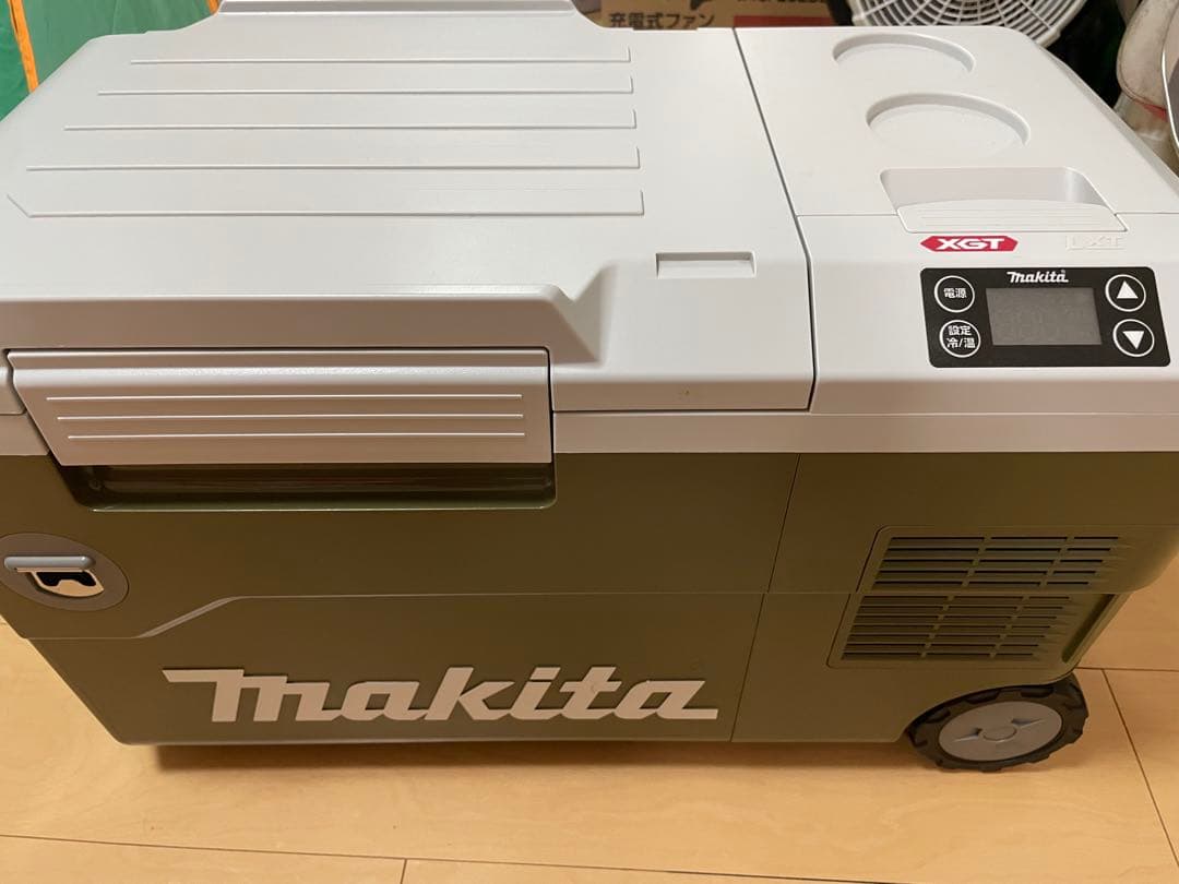 Makita XGT 冷蔵庫 40V MAX バッテリー2個付き