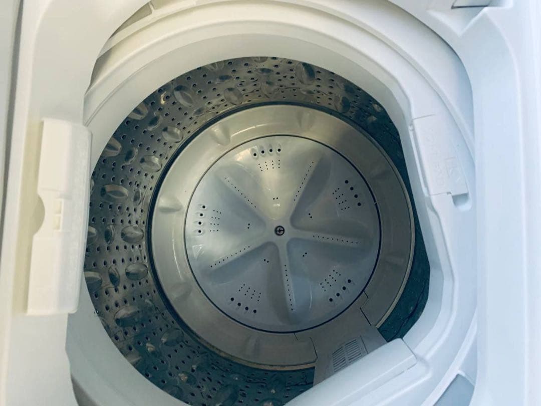 送料設置無料　YAMADA 洗濯機　YWM-T60H1