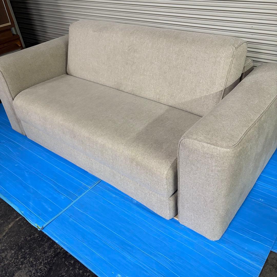一都三県限定　配送無料　koala コアラ　ソファーベッド　3人掛け