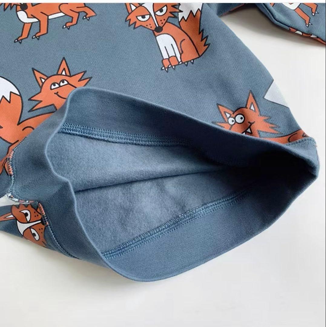 新品未使用　 ステラ　マッカートニー　キッズ　トレーナー　裏起毛上下セット　6Y