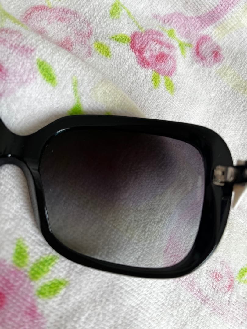 シャネル ブラック サングラス黒　リボン白CHANEL