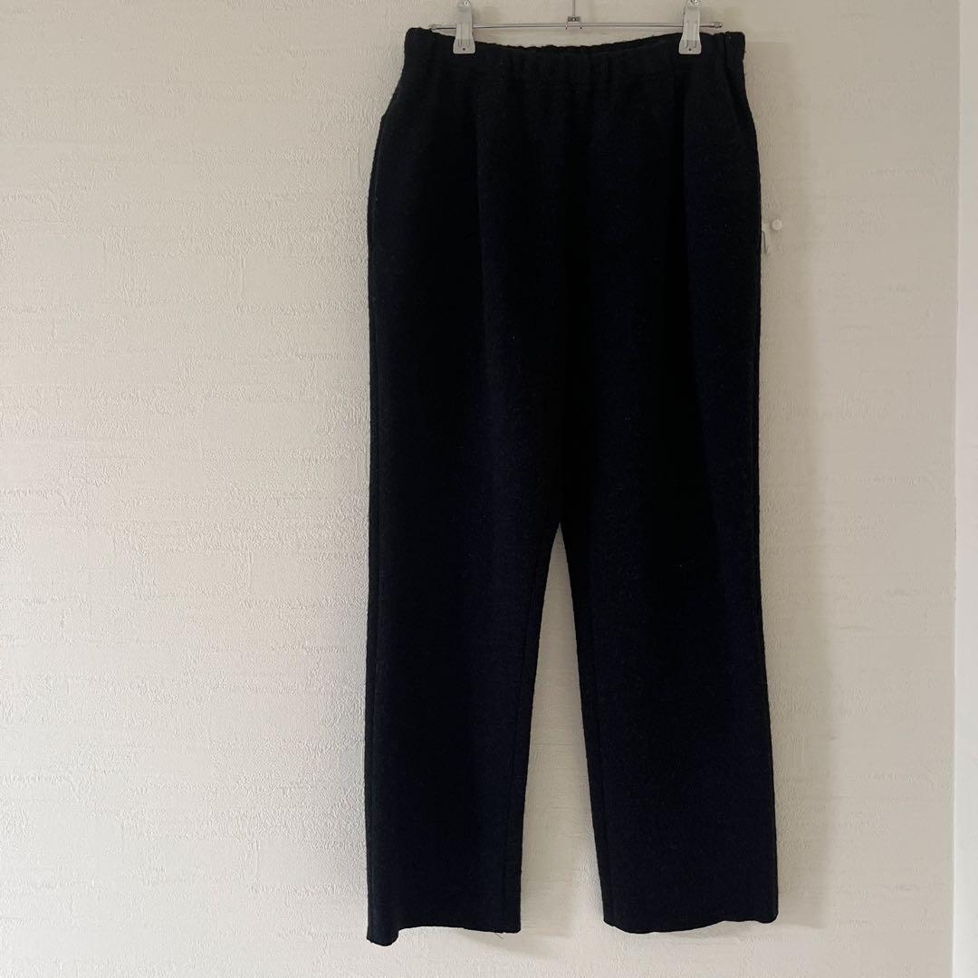 クリーニング済み　evan eva ウールパンツ　ブラック