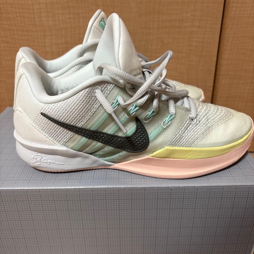 サブリナ3 Nikeバスケットボールシューズ