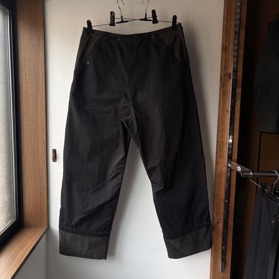 パンツ BAL PIGMENT NYLON TRACK PANT BLACK