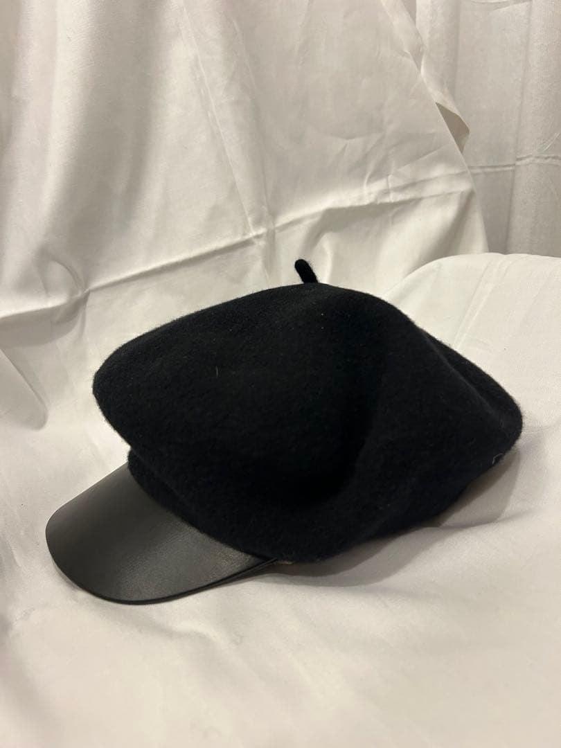 エンポリオ　アルマーニ　キャスケット　ベレー帽