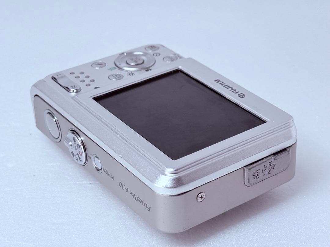 Fujifilm FinePix F30 動作確認済 コンデジ レトロ エモい