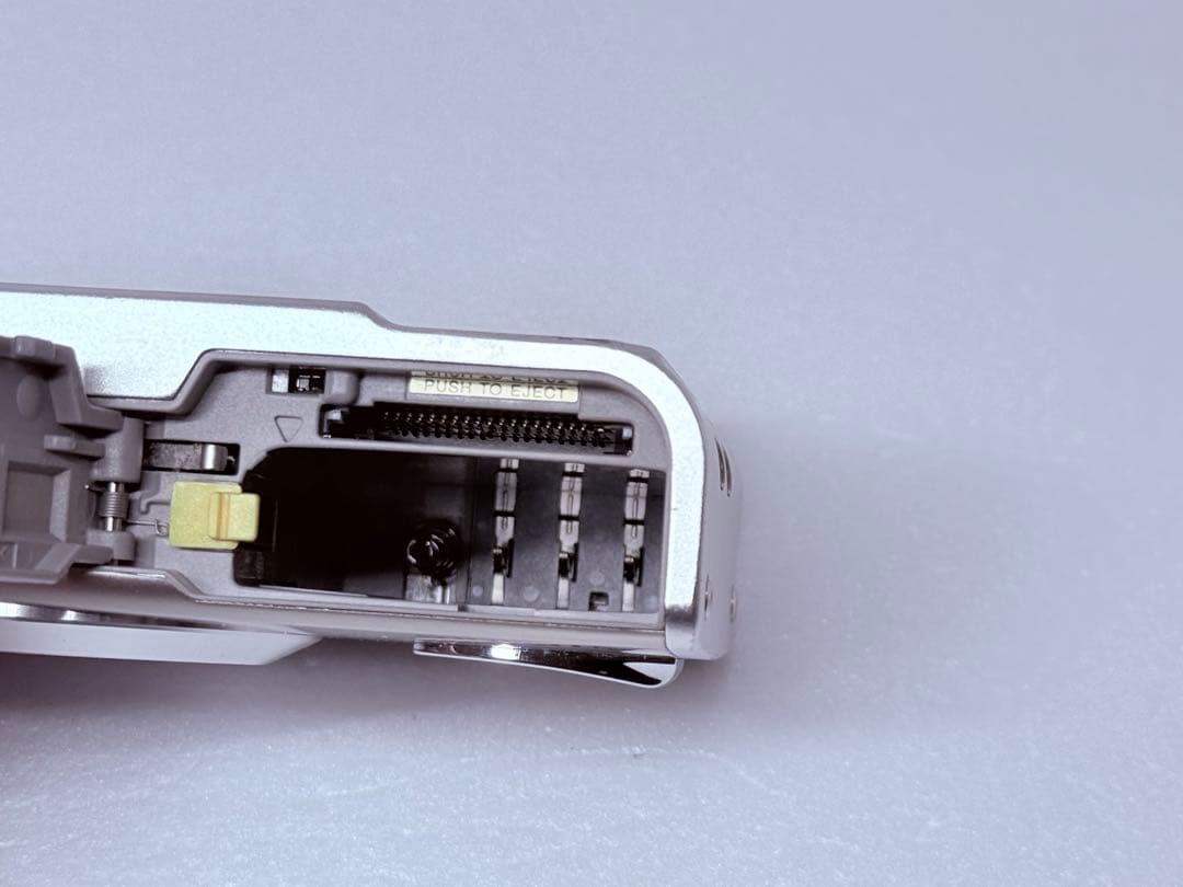 Fujifilm FinePix F30 動作確認済 コンデジ レトロ エモい