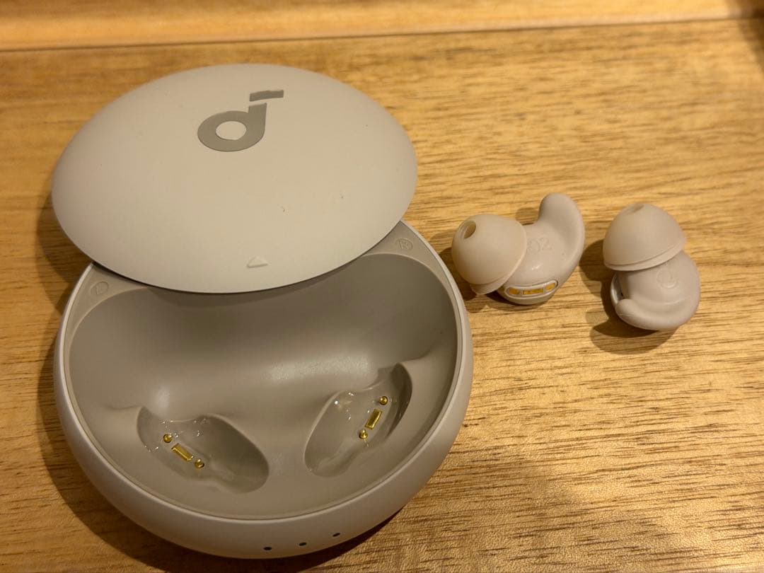 イヤホン SoundCore A20