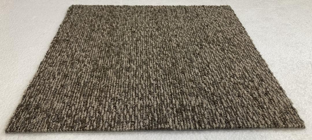 mill3050　タイルカーペット７２枚　新品・未使用　国内メーカー