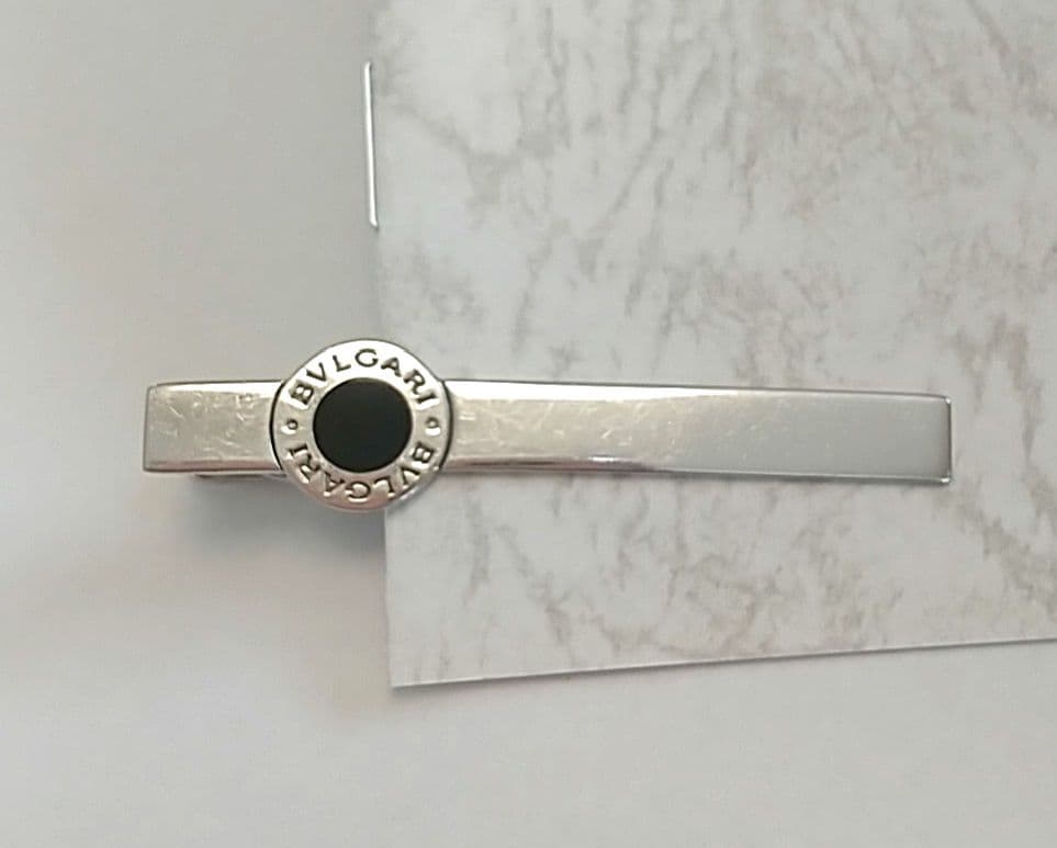 BVLGARI シルバー ネクタイピン ロゴ入りブルガリ オニキス