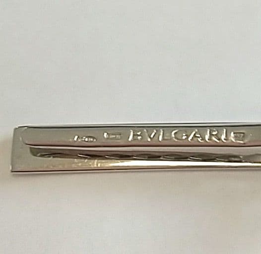 BVLGARI シルバー ネクタイピン ロゴ入りブルガリ オニキス