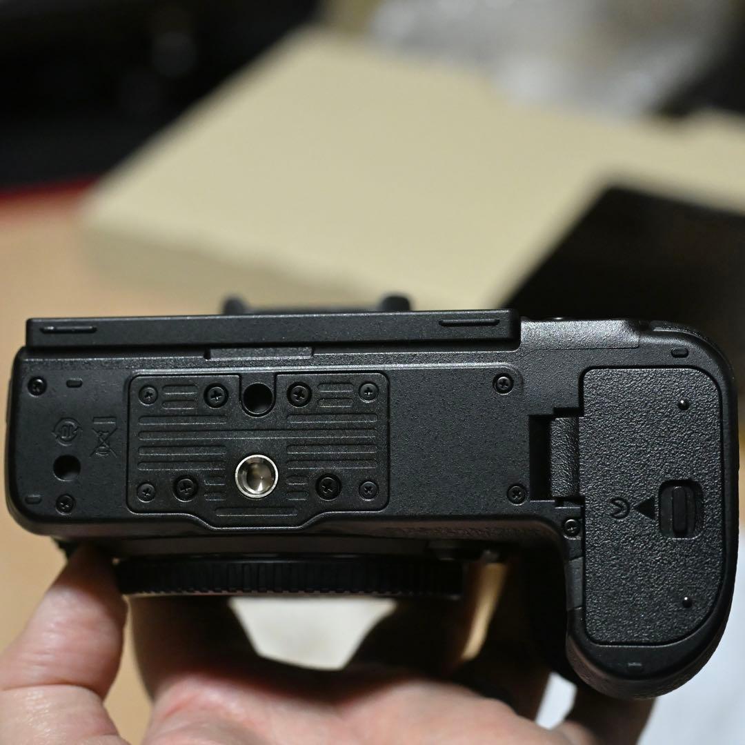 【中古】Nikon Z5 24-50 レンズキット