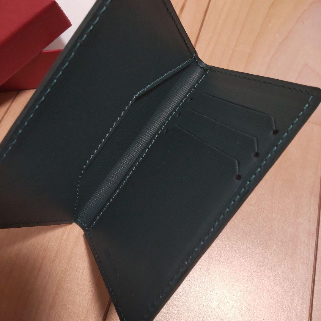 フェラガモ　パスケース