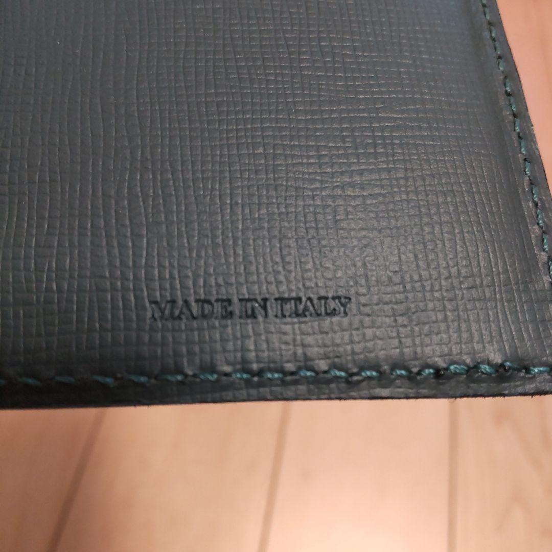 フェラガモ　パスケース