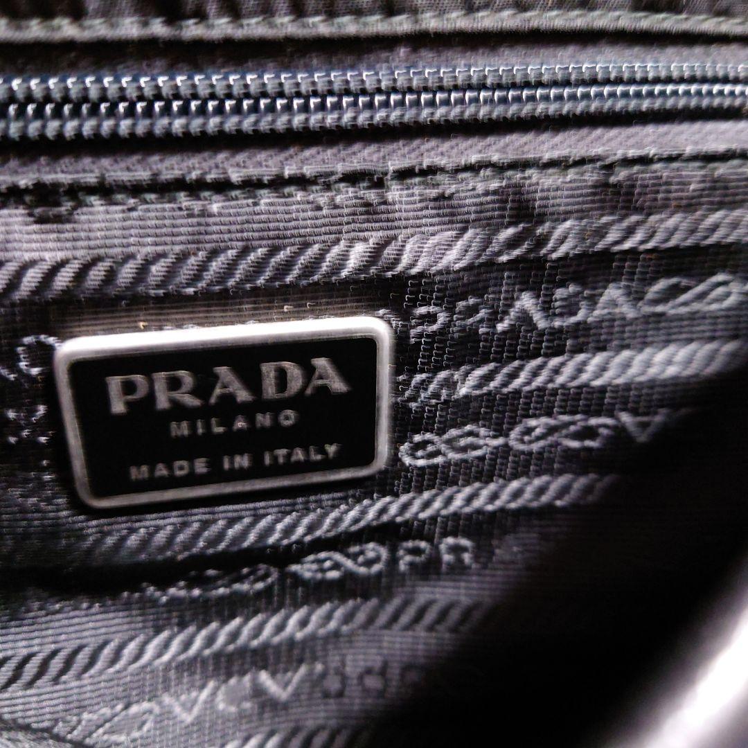 M*I様 PRADA ブラック メッセンジャーバッグ　学生さんや会社員に最適