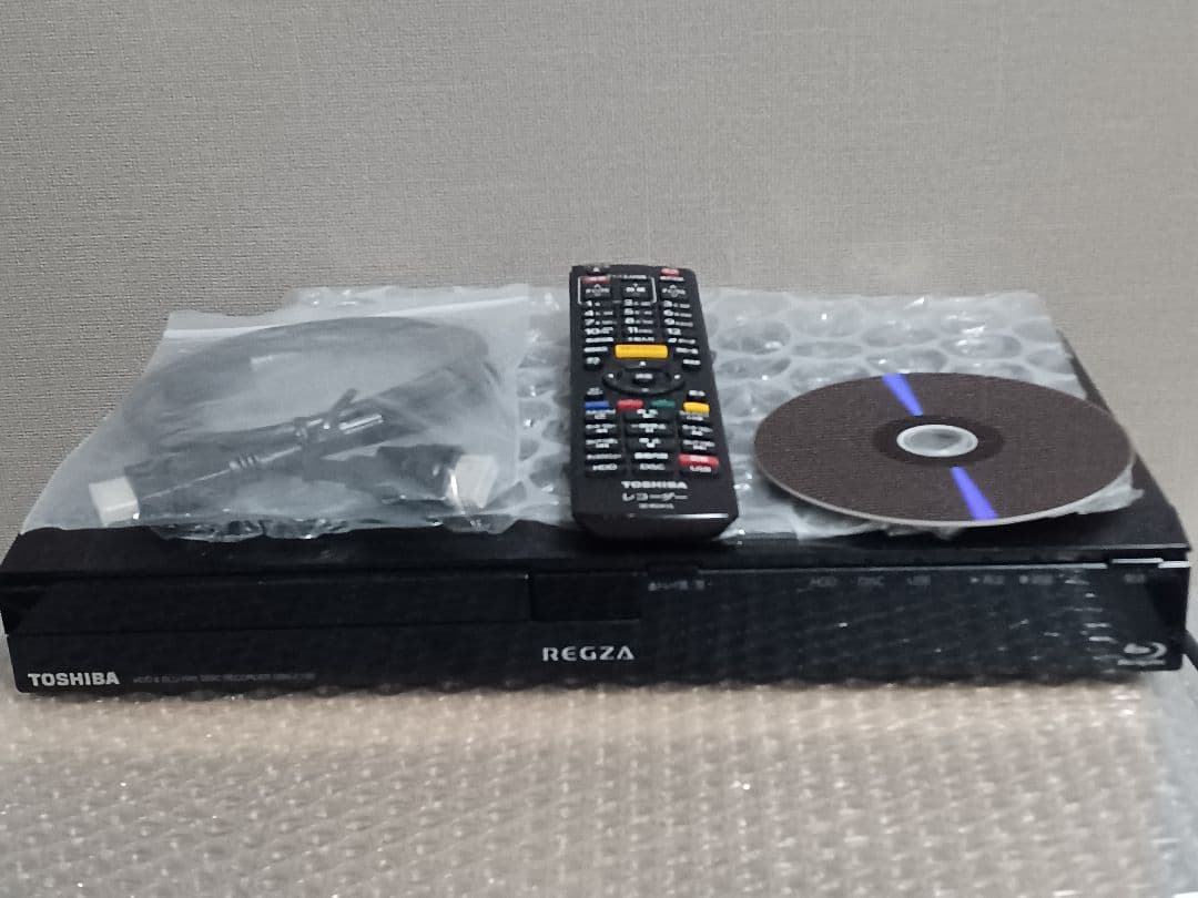 東芝✡️REGZA☆ブルーレイレコーダー☆純正リモコン付