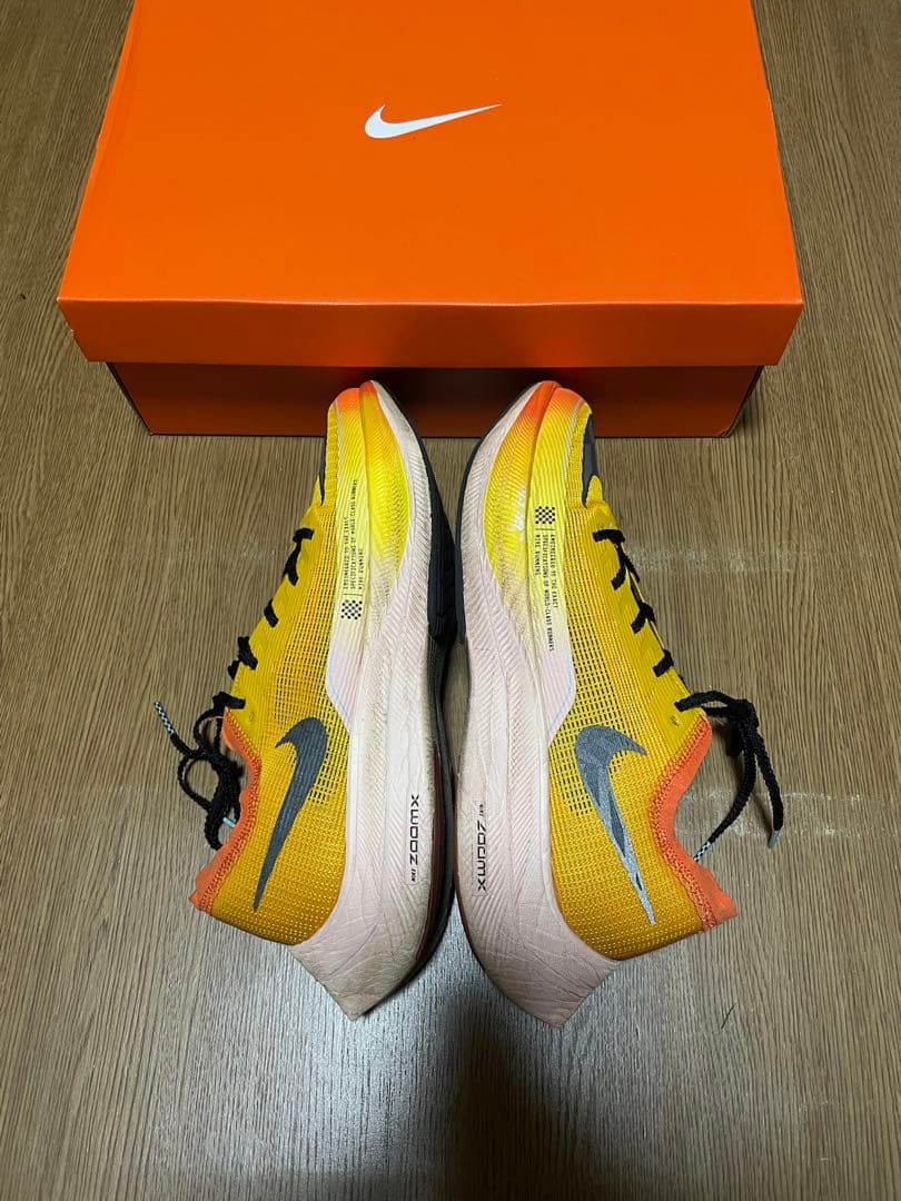 NIKE ZoomX VaporFly Next％ 2 27センチ