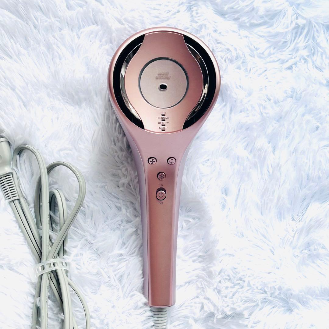 美品　シャープ即乾ドライヤー　プラズマクラスター　2月購入　専用壁掛けホルダー付