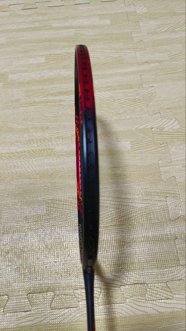 YONEX ナノフレア700バドミントンラケット 布ケース付