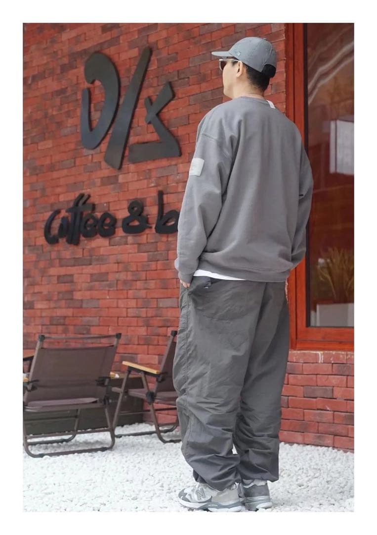 HOOLYWOOD CREWNECK SWEATSHIRT グレー ３６