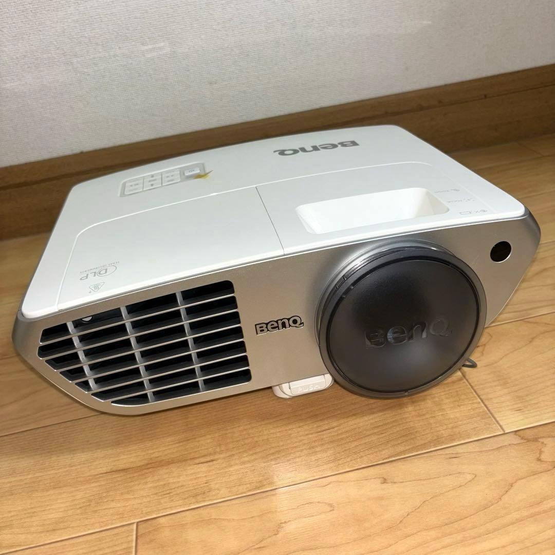 BenQ DLP W1060 プロジェクター ソフトキャリー付き