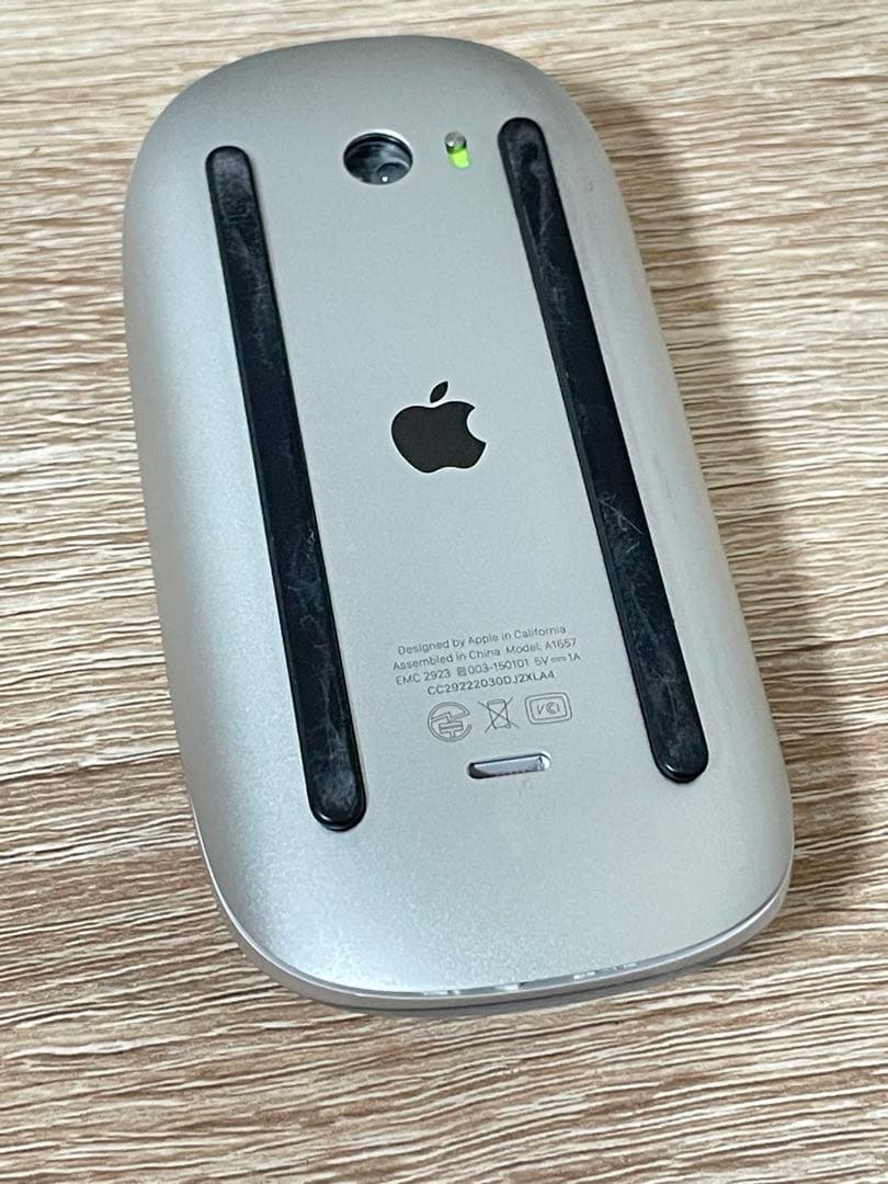 Apple iMac 21.5インチ（2017）