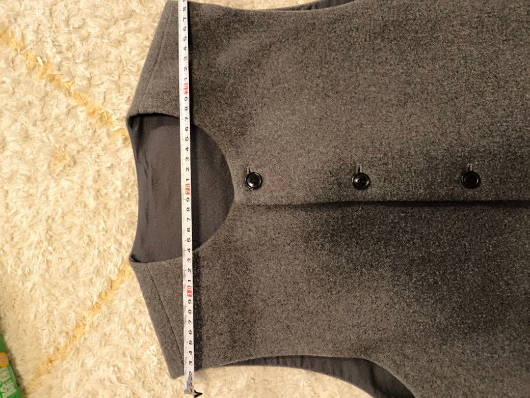 最終値下げ　コンフェクト　ウールモッサー　クルーネックベスト　ダークグレー