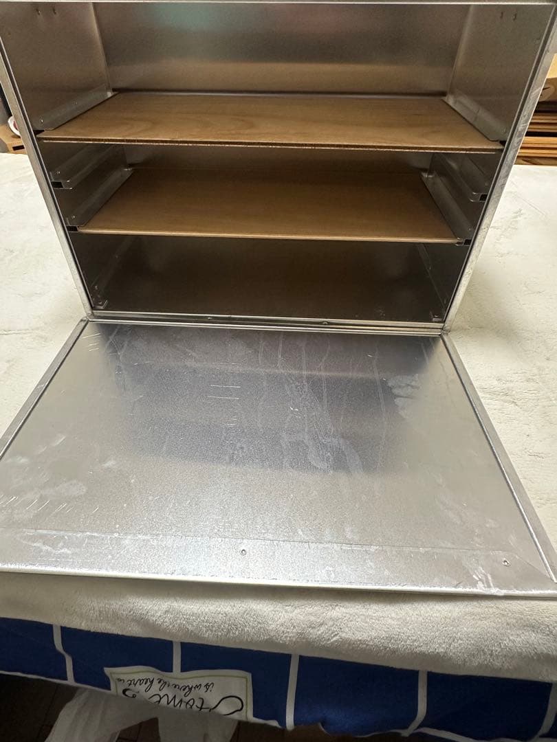 出前用 アルミ製 おかもち (木製棚/持ち手付き) 【中古・未使用】 長期保管品