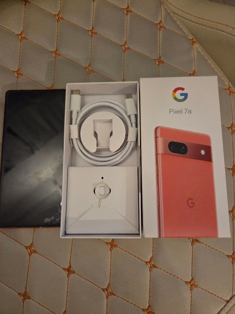 Google Pixel 7a コーラル SIMフリー