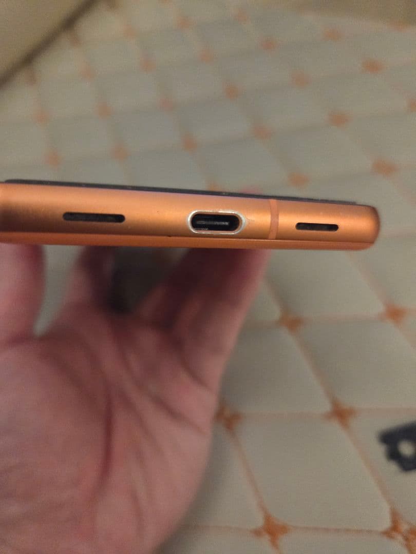 Google Pixel 7a コーラル SIMフリー