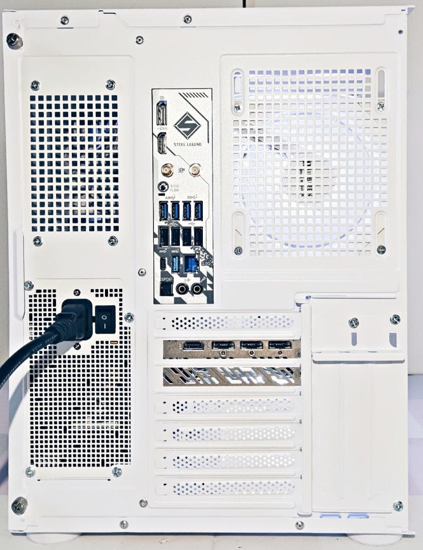 【新品】高性能ゲーミングPC RX9070XT Ryzen7 9800X3D