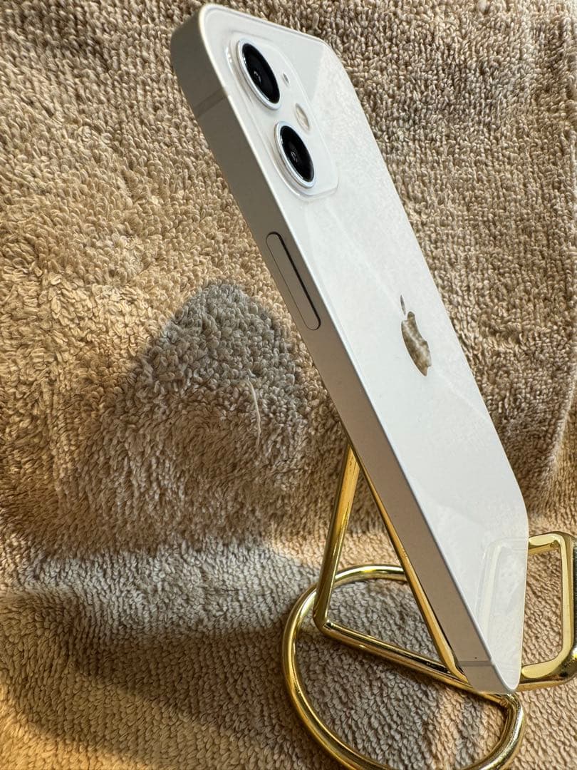 Apple iPhone 12 ホワイト 本体 128GB 75%