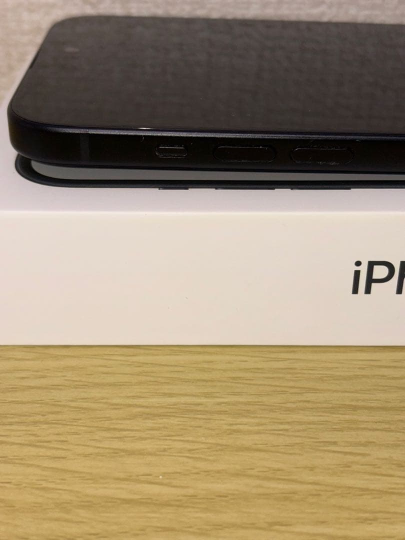 【美品】iPhone15Plus 128GB 黒SIMフリー