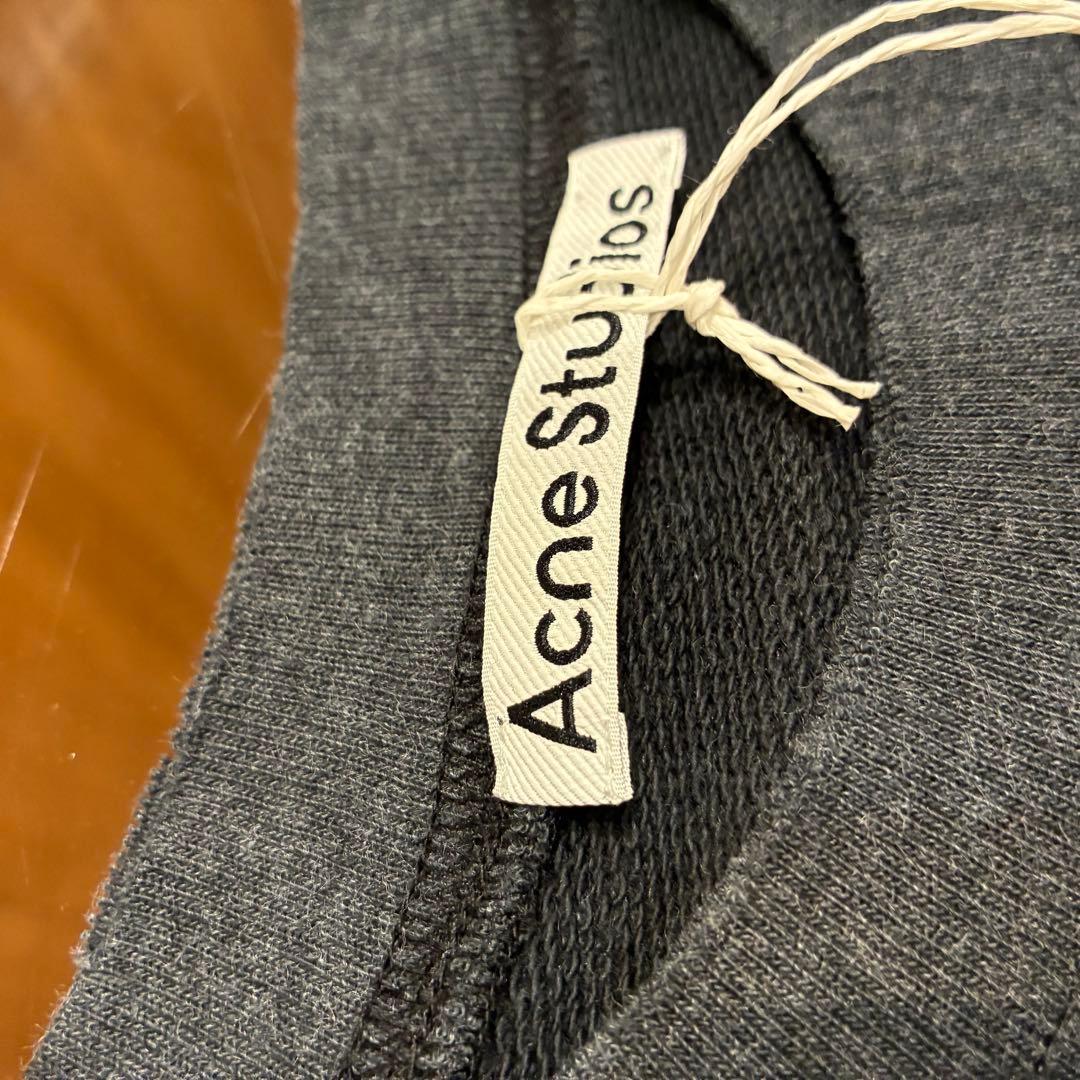 Acne Studios アクネストゥディオズ　ダメージ　スウェット