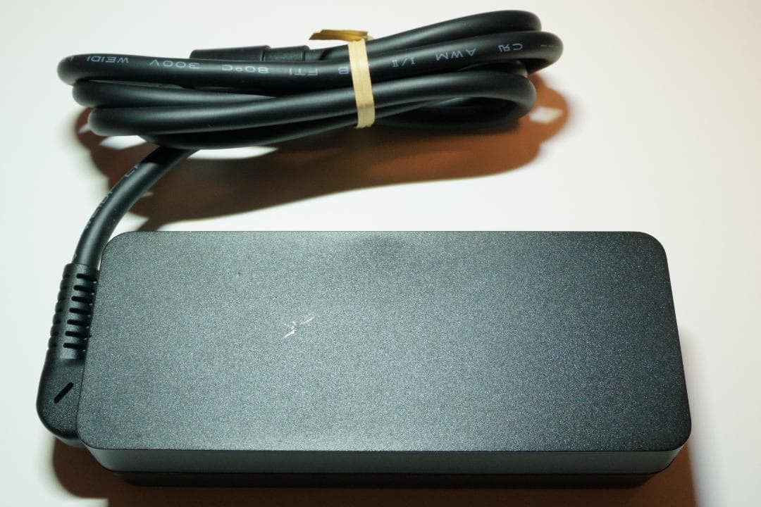 Belkin 5-in-1 Thunderbolt 4 ドッキングステーション