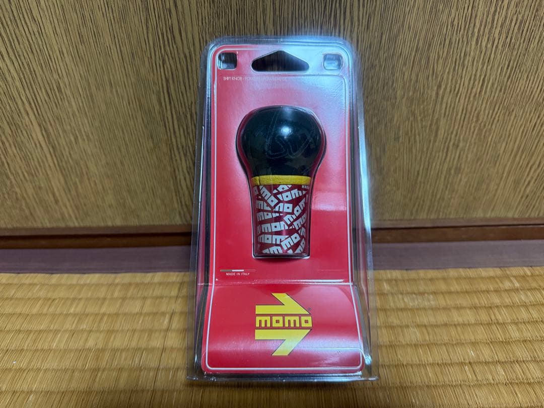 あ*む様 【新品】momo ステアリング・シフトノブセット